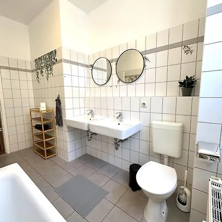 Lichtdurchflutetes Im Herzen Reudnitz Apartamento *