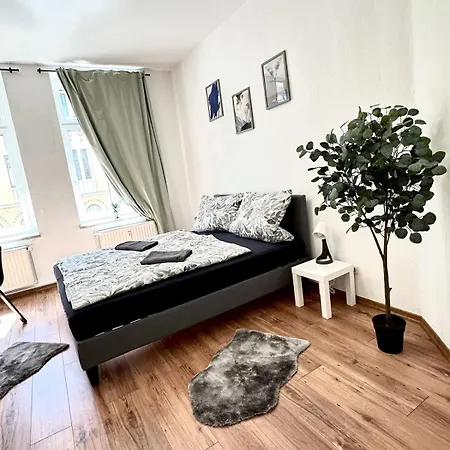 Lichtdurchflutetes Im Herzen Reudnitz Apartamento *